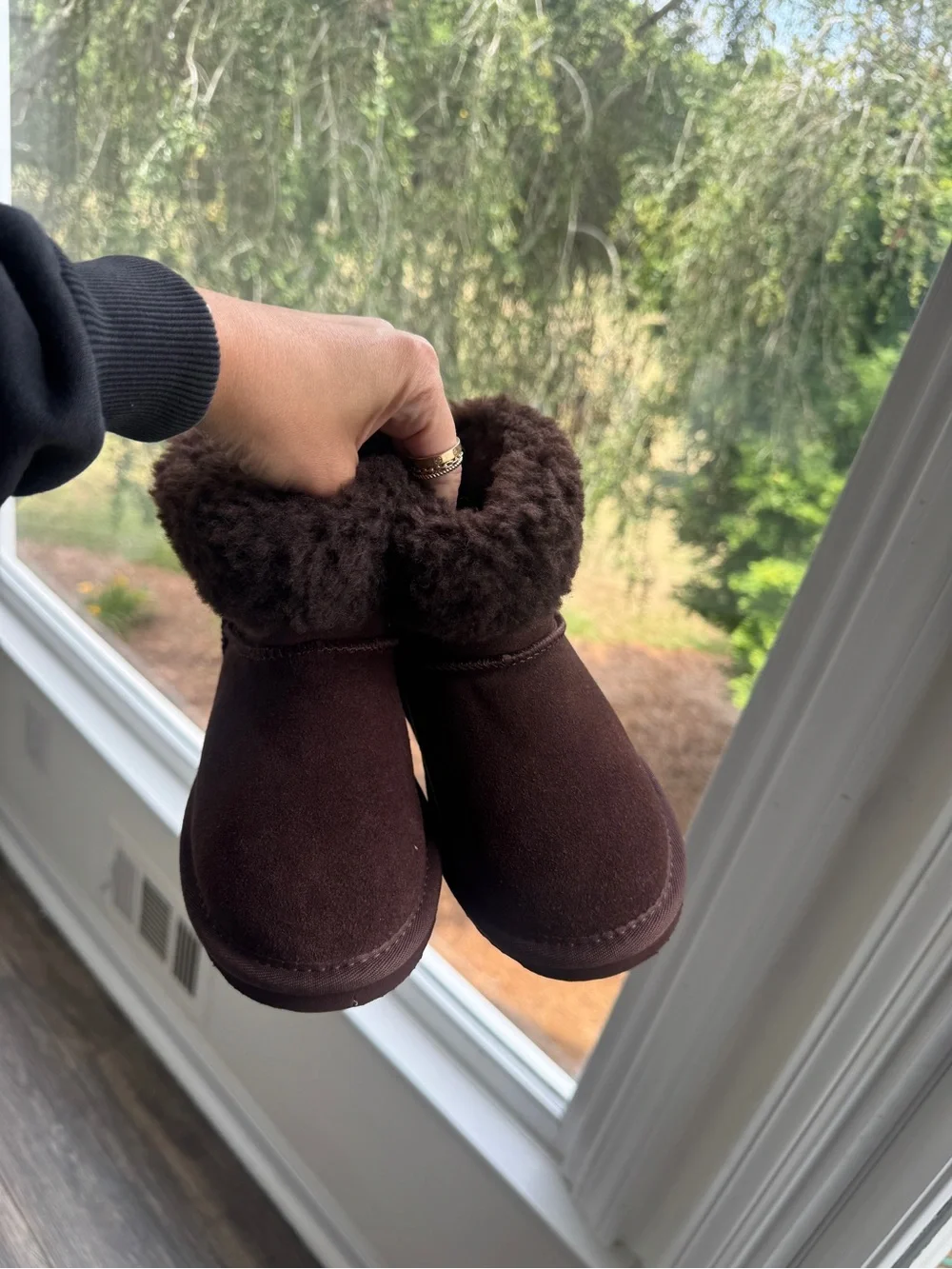 Brand new Bearpaw Milly Boot - Kids' brown 13